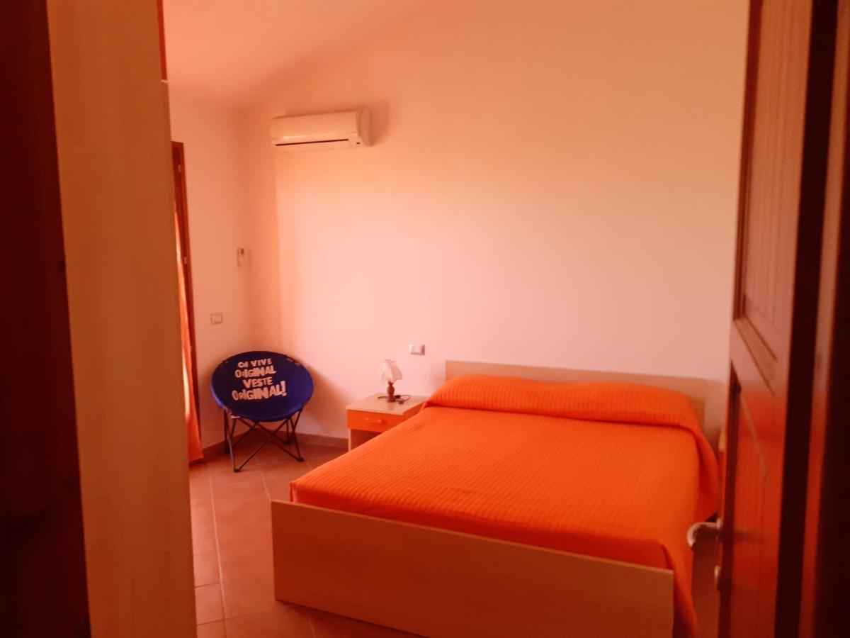 Villa Su Due Livelli Super Accessoriata SantʼAnna Arresi Екстериор снимка
